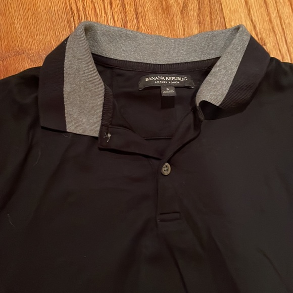 Banana Republic Luxury Touch Polo S - Picture 2 of 2